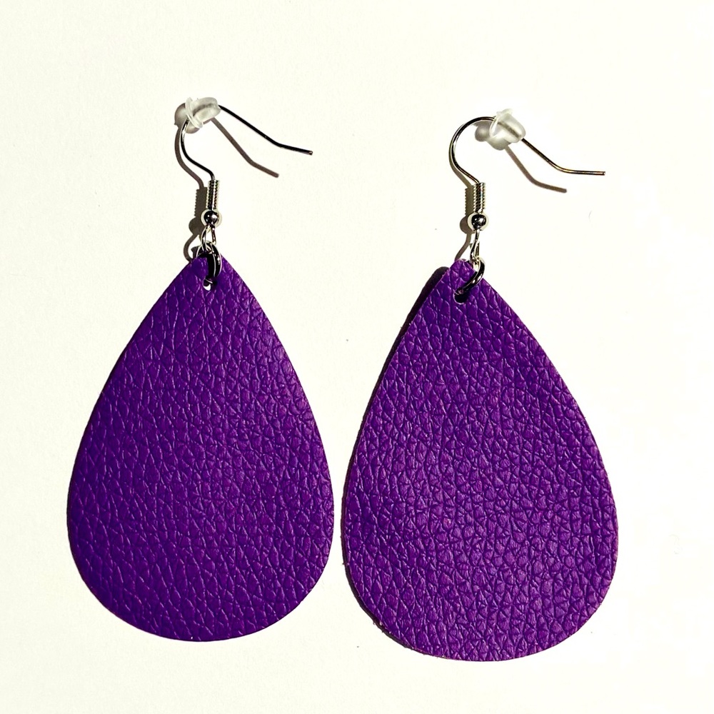 3 for $12 🎉Faux Leather Teardrop Dangle Earrings